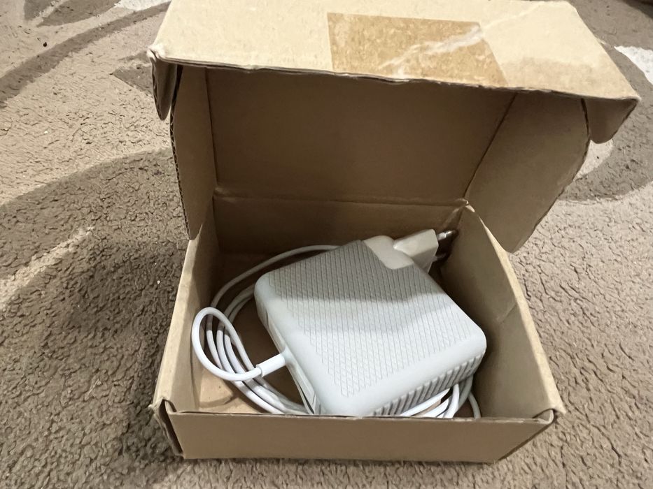 Зарядно за MacBook Pro 85W MagSafe 1