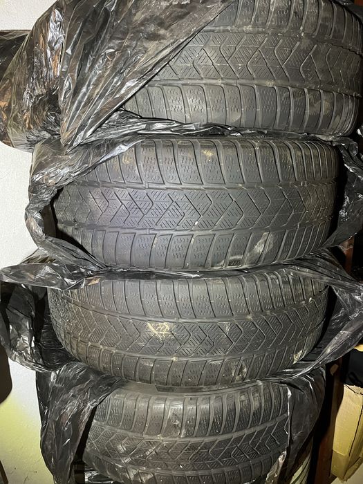 Гуми Pirelli Sottozero зимни 245/45/20
