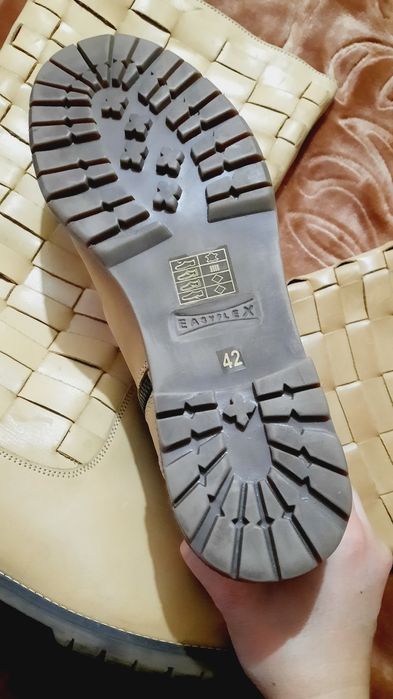 Cizme damă Sheego XL din piele naturală nr. 42, interior 27,5 cm