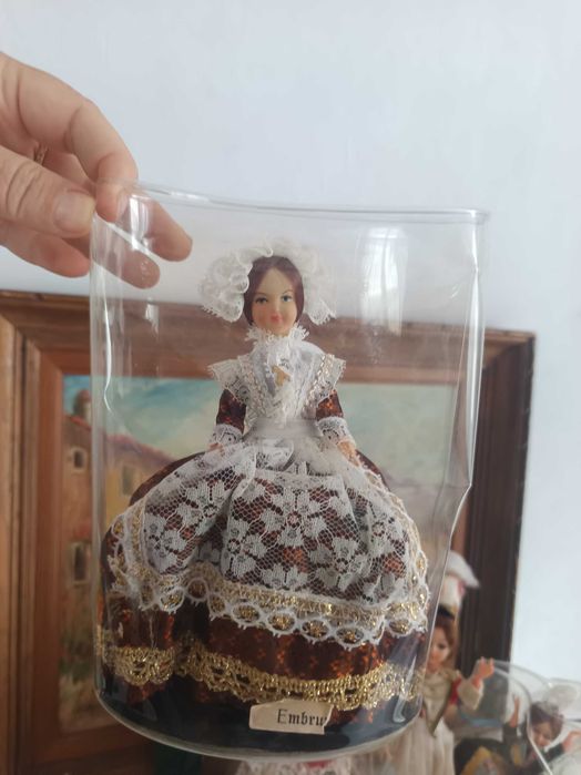 Красиви колекционерски кукли