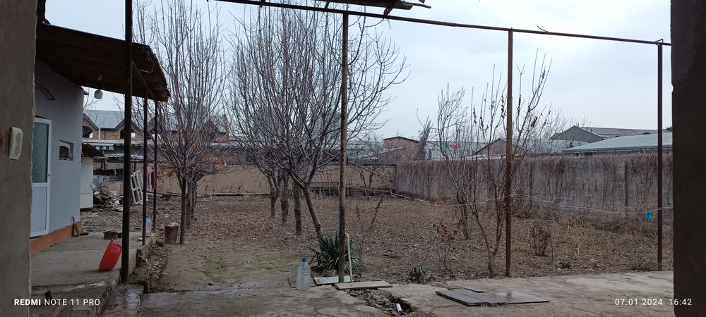 Uy sotiladi. Sergili yangi hayot