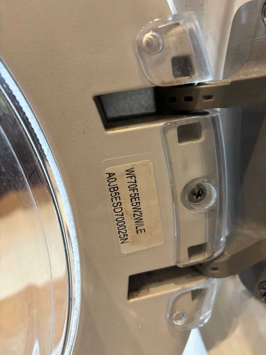 Пералня Samsung Eco Bubble WF70F5E5W2W 7 КГ