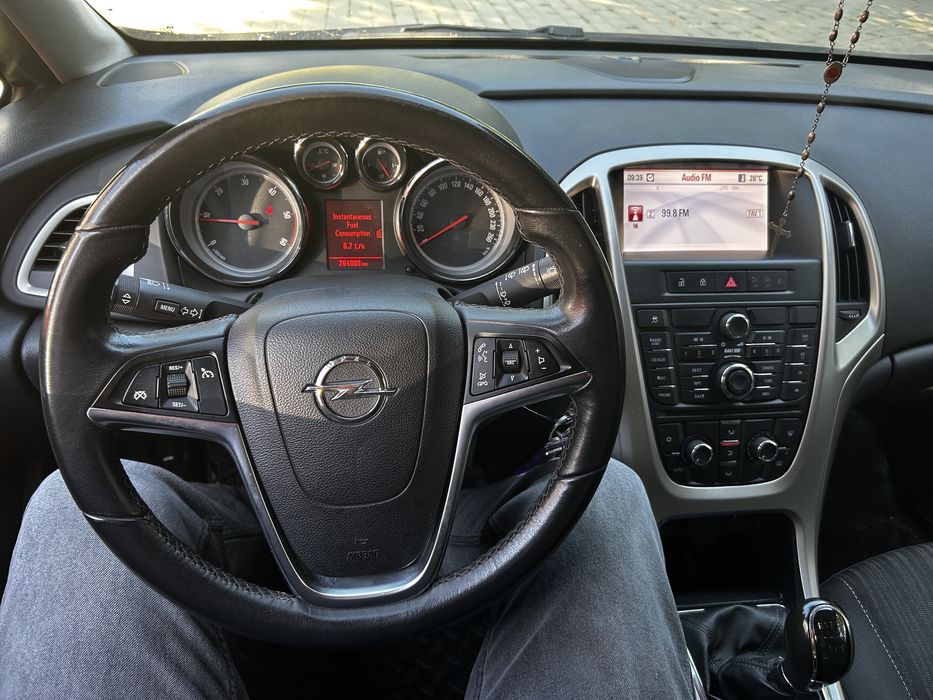 Opel Astra J 2012 1.7 CDTI