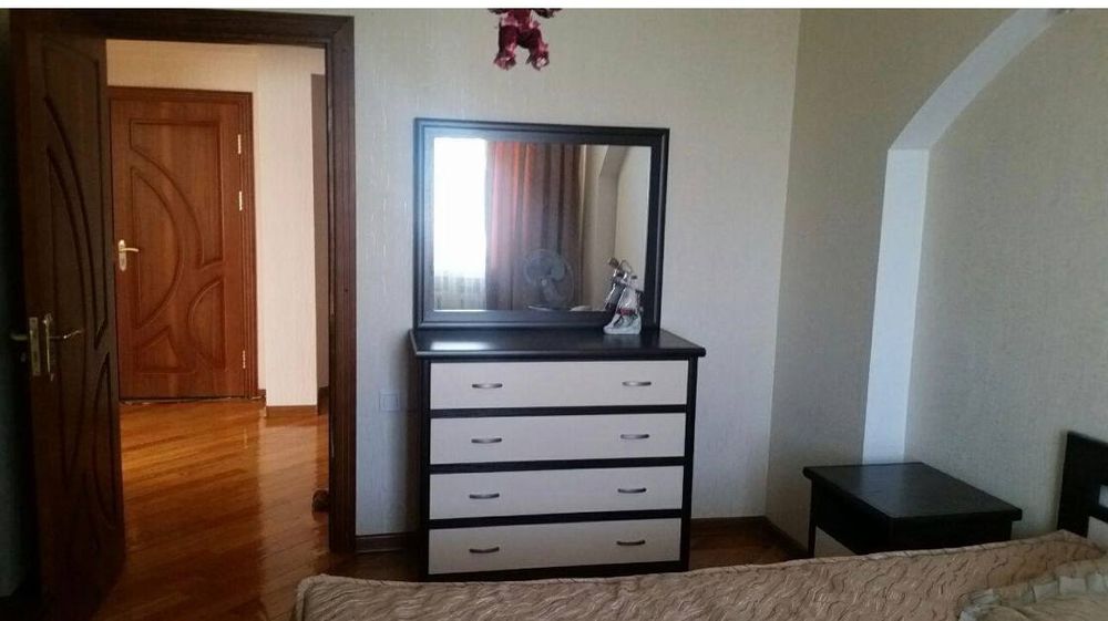 ДАРХАН(м.Хамида Олимжана)! Дешёвая цена! Риэлтор!