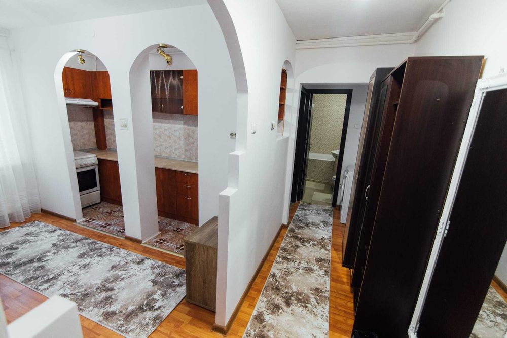 Inchiriez apartament cu 2 camere  ÎN TUDOR , strada Sîrguintei