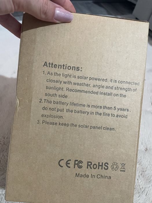 Lampa solara pentru exterior