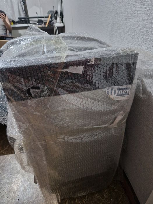 Посудомоечную машину BOSCH