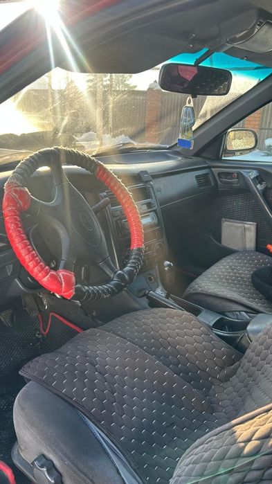 Продам Тойота Карина е