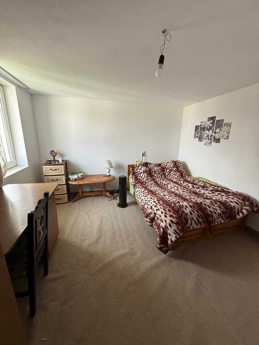 Casa si teren  de vanzare in Suceava Burdujeni sat