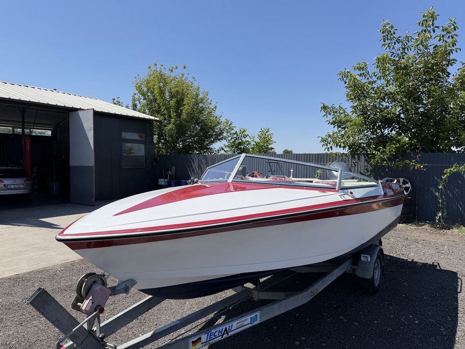 Barca Sport tip Bowrider cu Motor Yamaha 150cp an fab. 2015