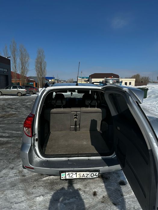 Продам Toyota Rav 4