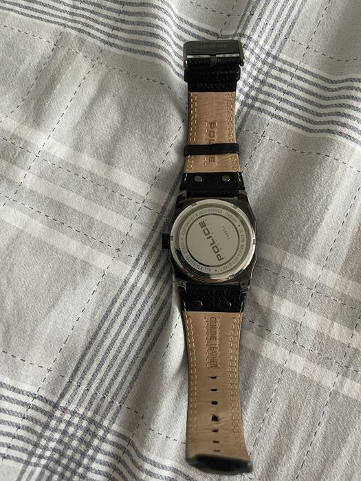 Ceasuri diferite modele