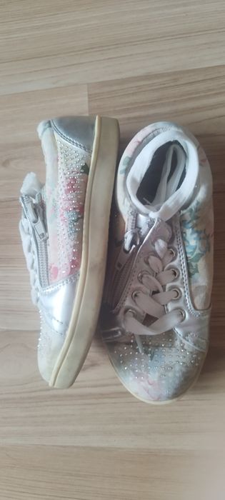 Кроссовки унисекс