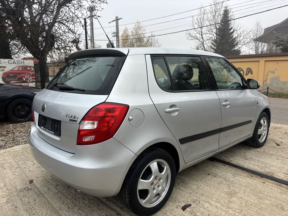 Skoda fabia 1.2 MPI 2009 GPL RATE