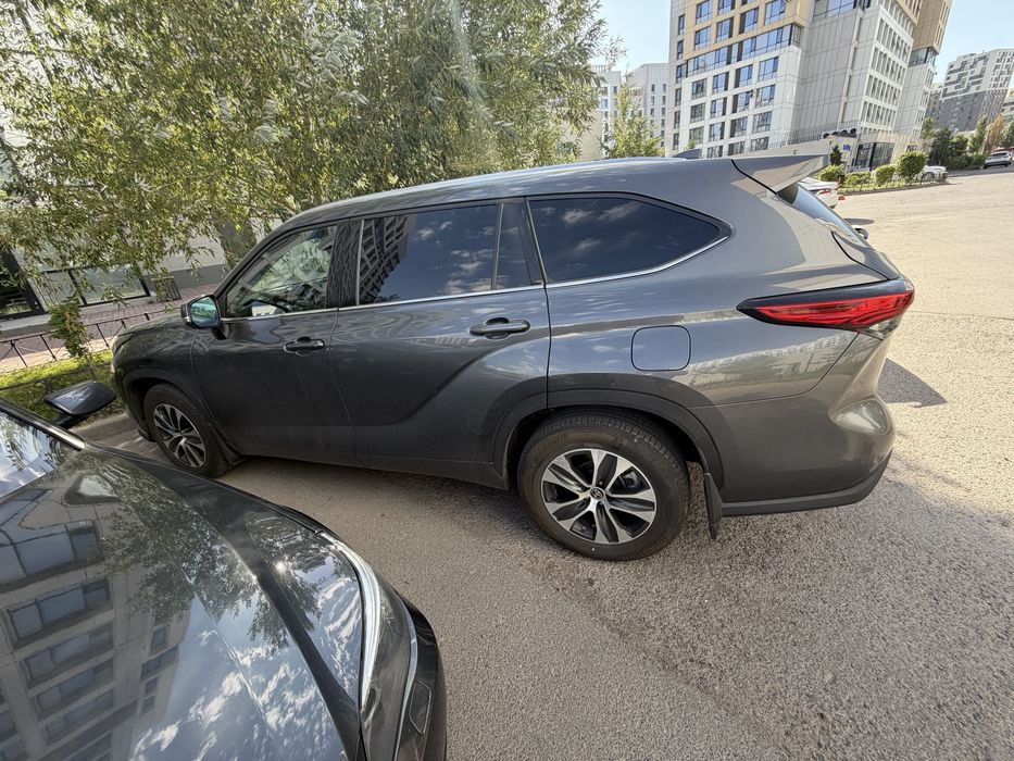 Toyota Highlander XU70 3.5 AWD, 2020