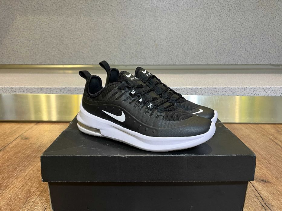 ОРИГИНАЛНИ *** Nike Air Max Axis / Black White