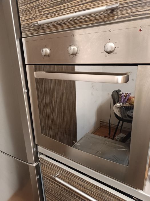 Set cuptor electric și plita gaz Whirlpool