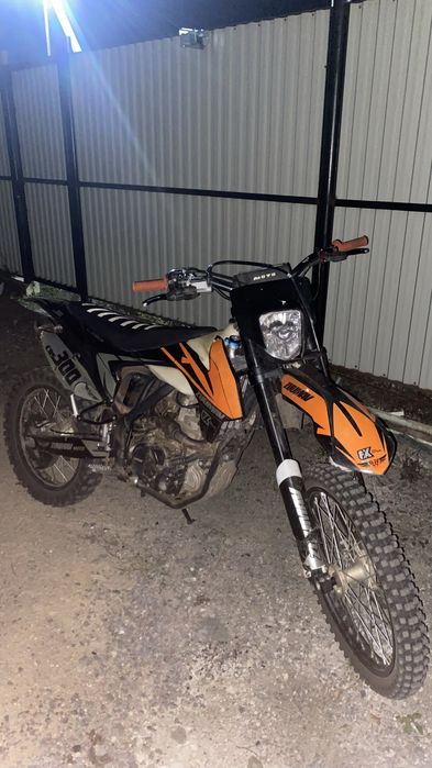 Продам Zuumav k7 Cbs 300