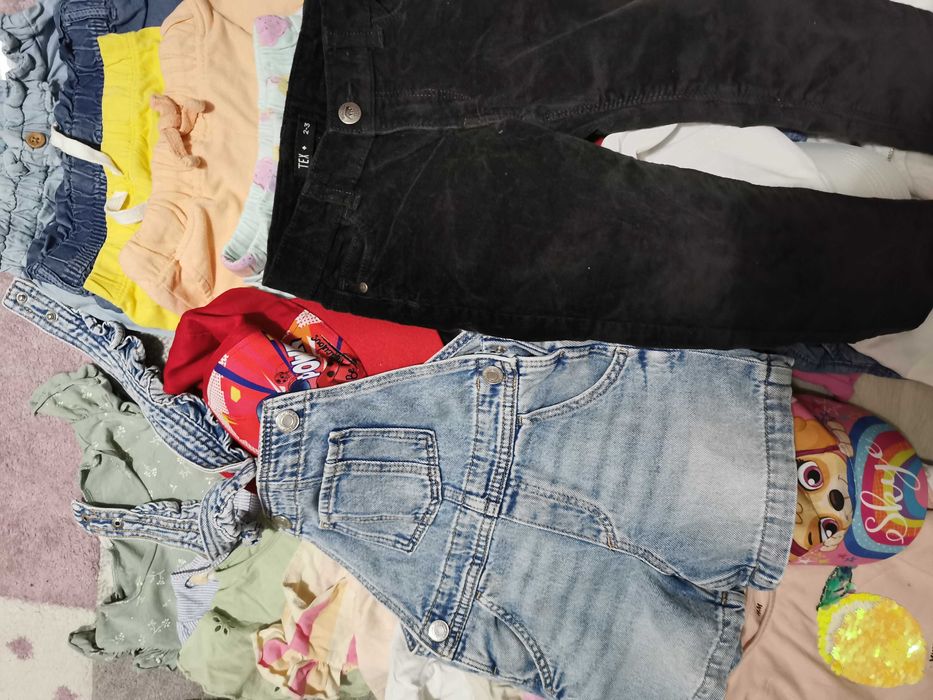 Lot haine 3- 4 ani fetita