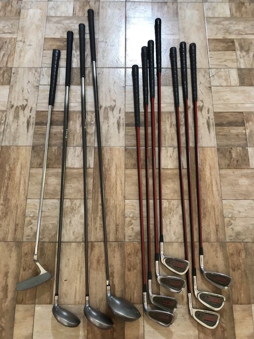 Английски Комплект голф стикове в калфа за голф и сгъваема количка