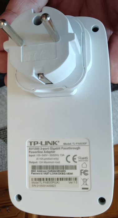 Set 2 adaptoare internet prin liniile de curent Powerline Tp-Link, performante