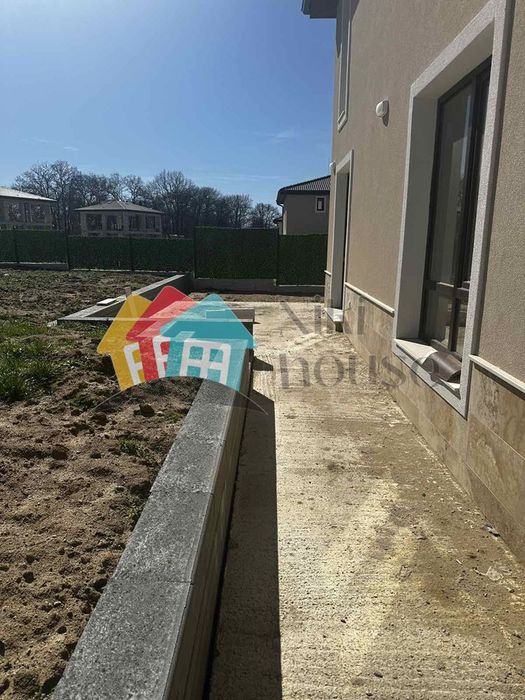 Продава се Къща в с. Приселци, Област Варна - 158 кв.м за 1257 €/кв.м - Снимка #3