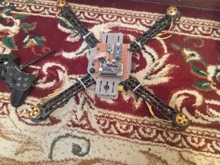 Qoʻl droni,0dan yasalgan dron