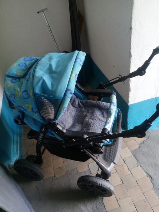 Продам б/у коляску