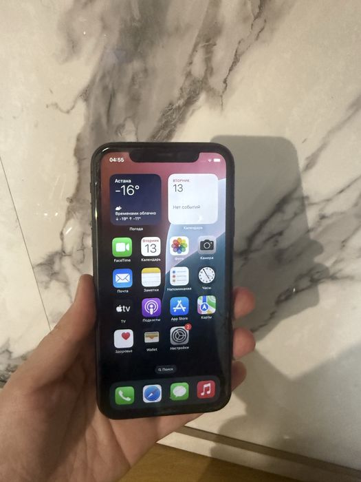 Айфон 11  128 гб б/у продам айпад