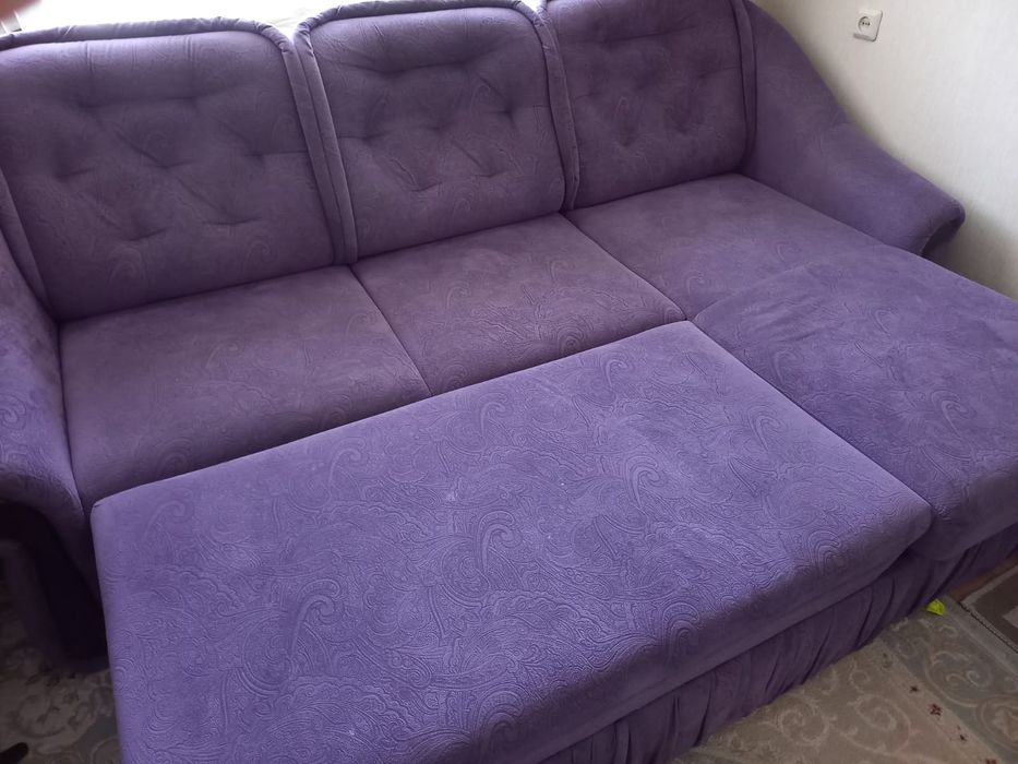 Диван в хорошем состоянии