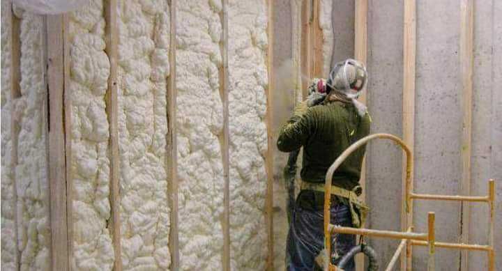 Машина за полиуретанова пяна