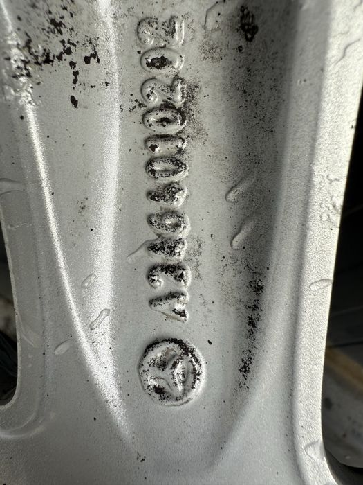 Mercedes Оригинални 205/55/16 Комплект 450лв