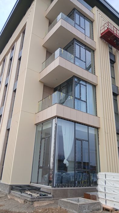 Kalyoniy oyna dushavoy kabina peregarotka perilla