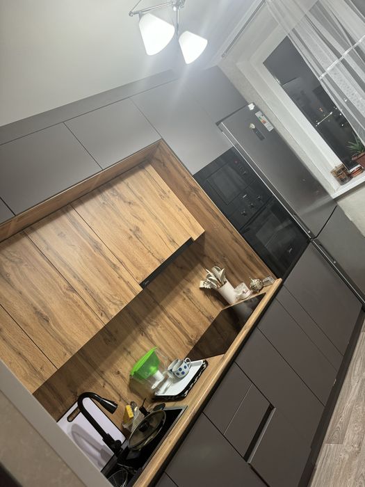 Продам 2х ком квартиру на 9 мкр-е