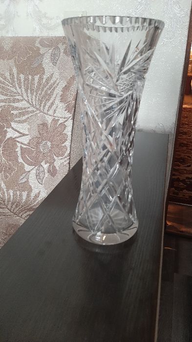 Ваза хрустальная