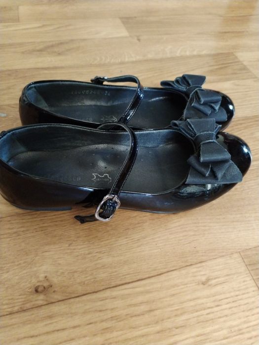 Туфли кожаные на девочку