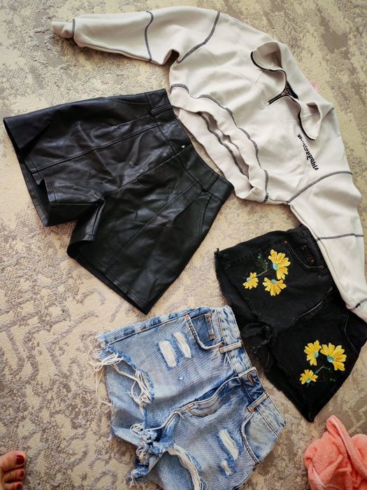 Продам  шорты джинсовые