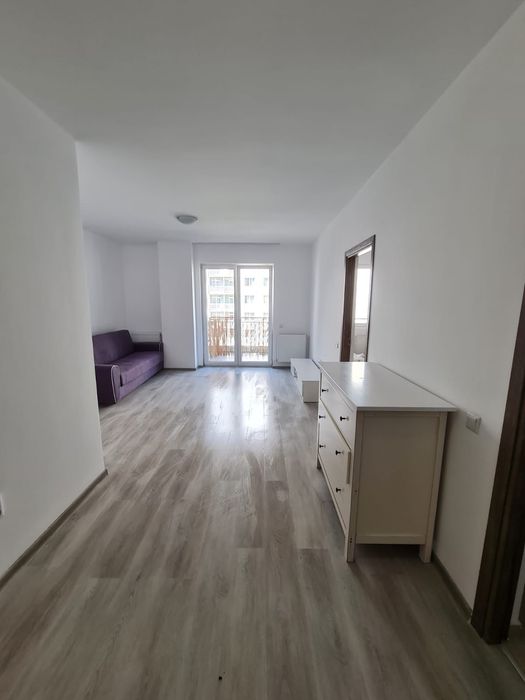 Închiriez apartament cu 3 camere ,strada oasului 86-90