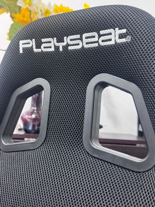 Volan Sim Racing MOZA R3 Direct Drive + Pedale SR-P Lite (PC) + Scaun PLAYSEAT (CA NOU)
