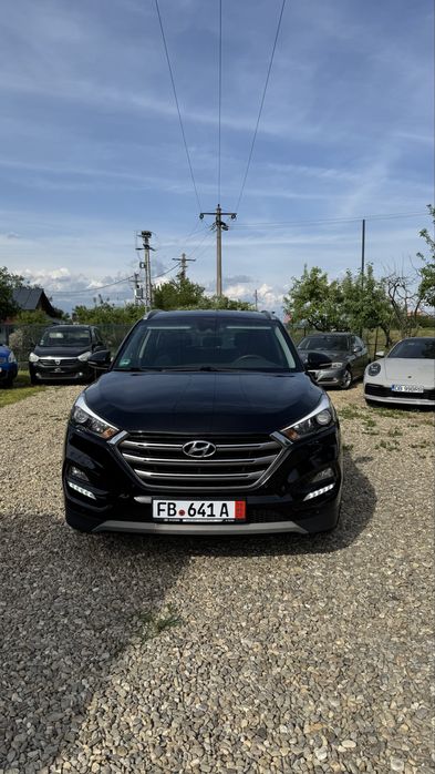 Hyundai Tucson 1.7 D automat Led Nav