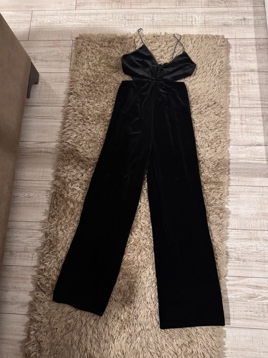 Кадифен гащеризон Zara