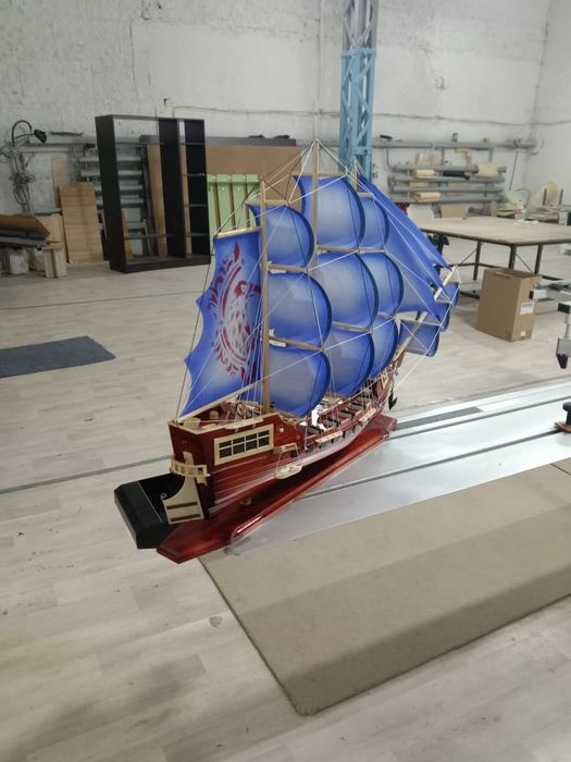 Корабль ручной работы