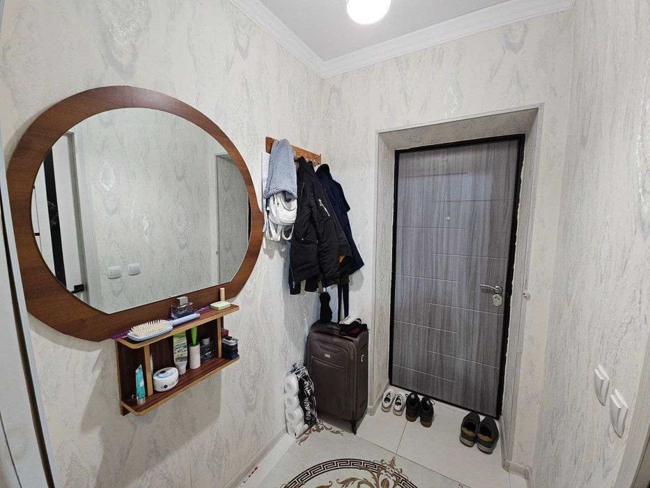Продаю квартиру Яшнабадский р-он Лисунова-4. 1-ком 3-этаж 21м2 быв.общ