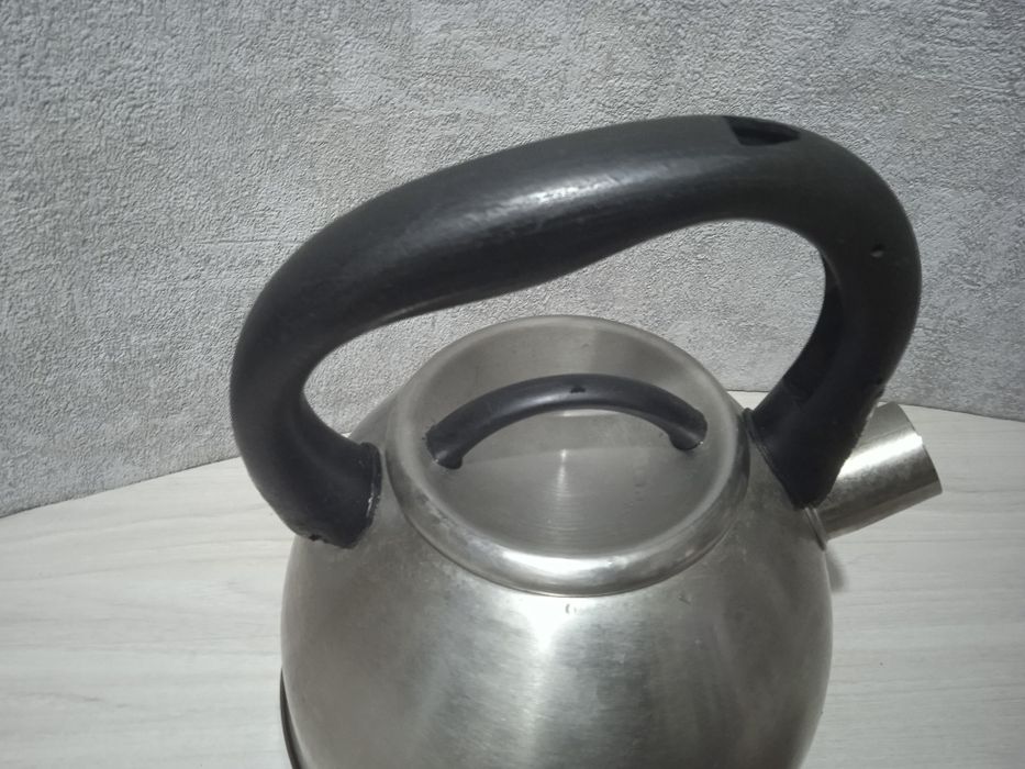 Чайник для плиты. Легкий