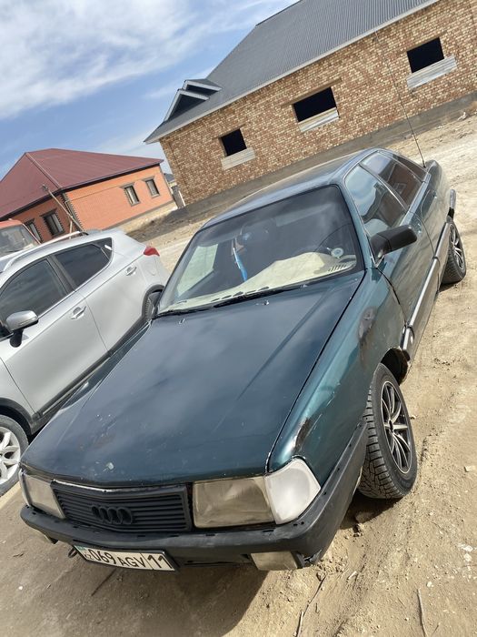Срочно Ауди 100.