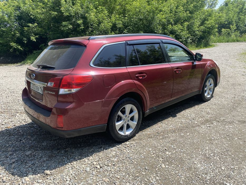 Продам  Subaru Outback в хорошем состояний