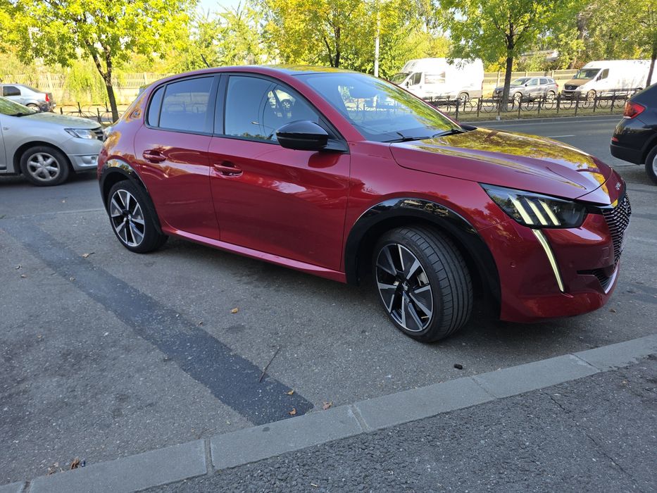 Peugot 208 e GT  2022 masina ful electric