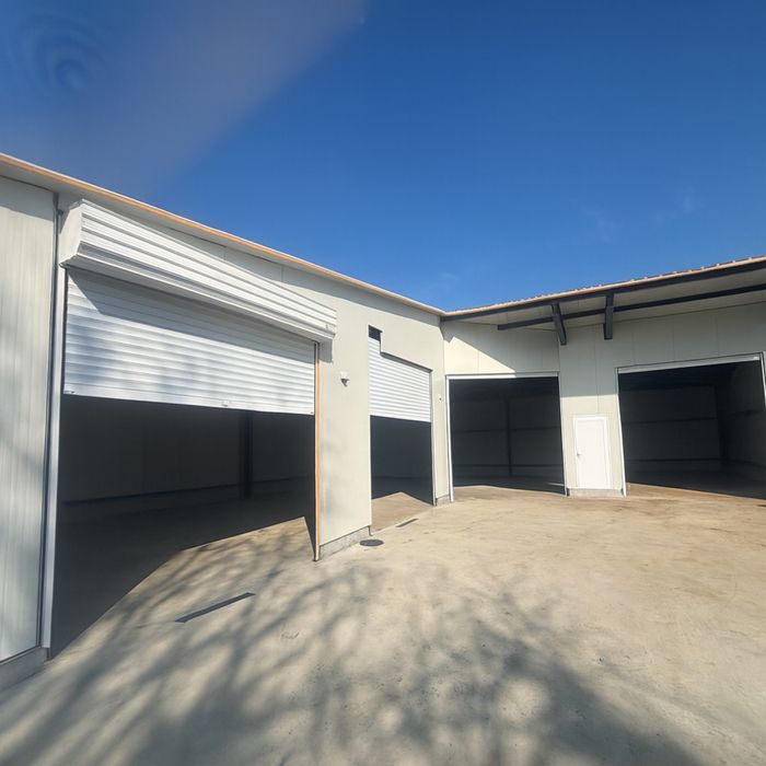 Дава се под наем Склад в Бургас, Крайморие - 80 кв.м за 357 € - Снимка #1