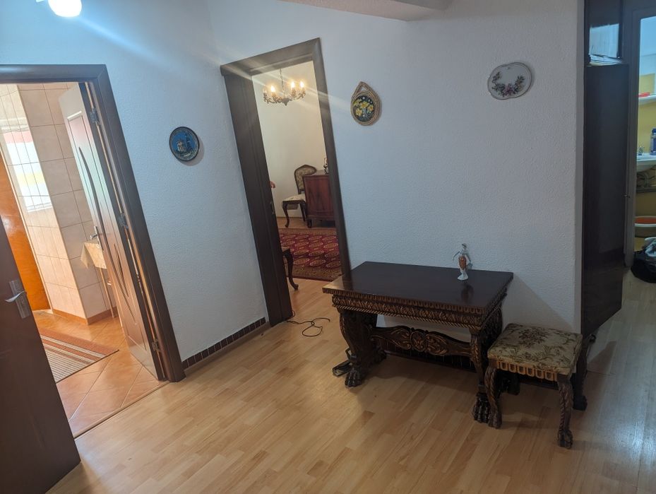 Proprietar vând apartament 4 camere șoseaua Alexandriei,Rahova