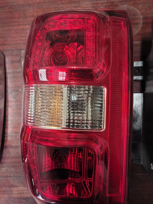 Задние фары Паджеро 2 рестайлинг